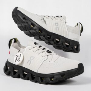 Sepatu On Cloudswift 4 Wolf Black Sneakers Authentic