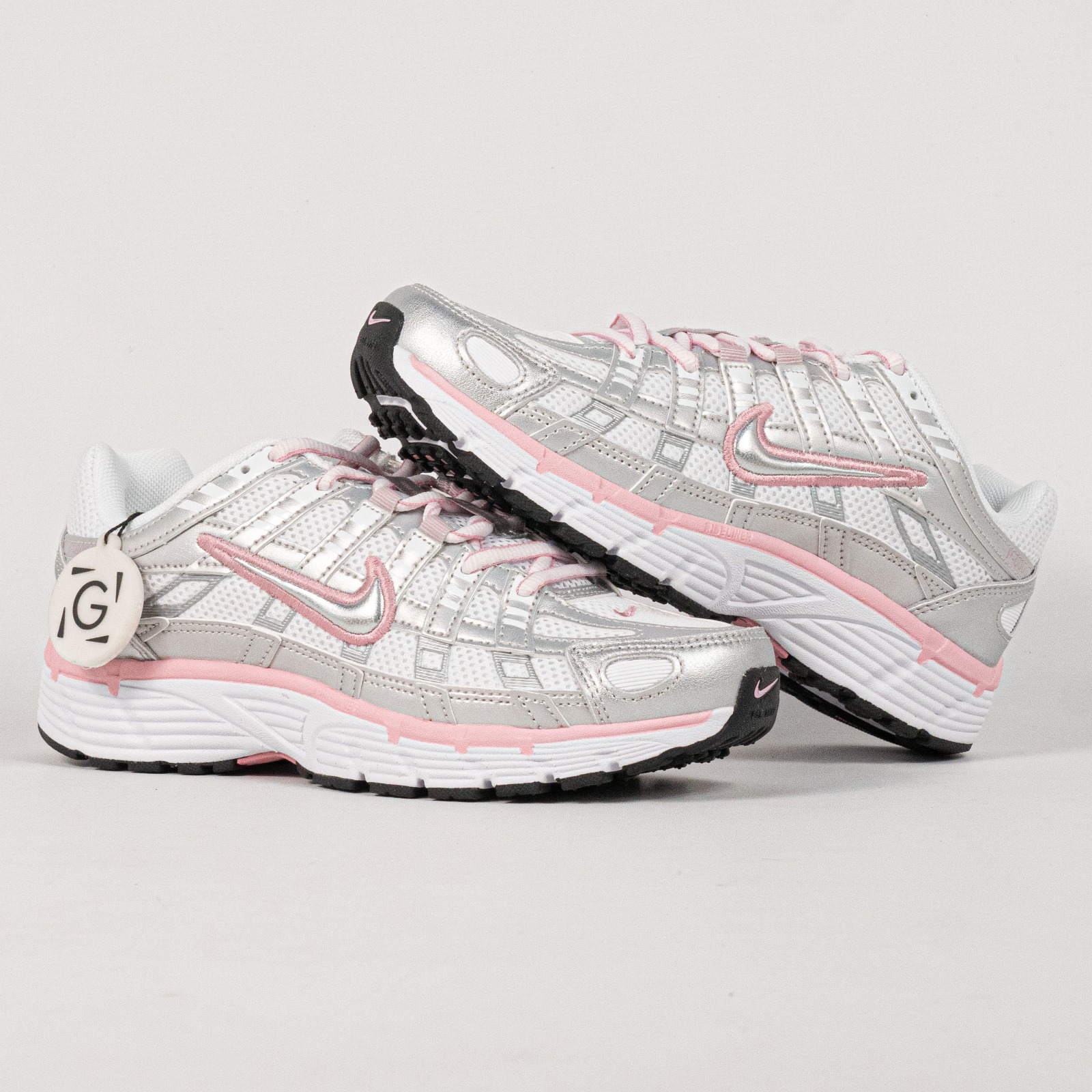 Sepatu Nike P6000 P-6000 White Elemental Pink Black Metallic Sneakers Casual Unisex Sepatu Olahraga Gym Joging Pria Wanita - Image 3