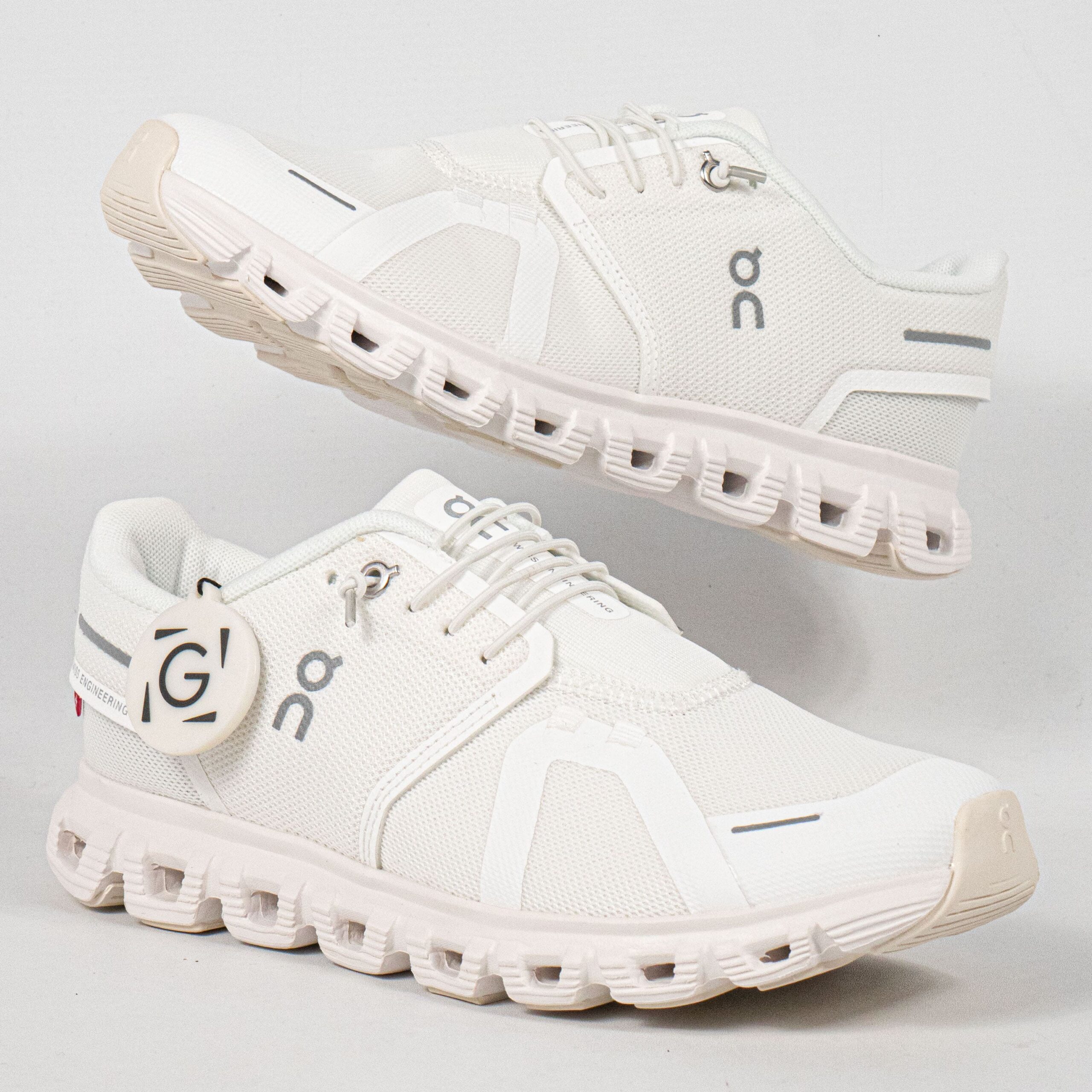 Sepatu On Cloud 6 Waterproof All White Undyed White Unisex Running Sneakers Pria Wanita Sepatu Lari Olahraga Gym
