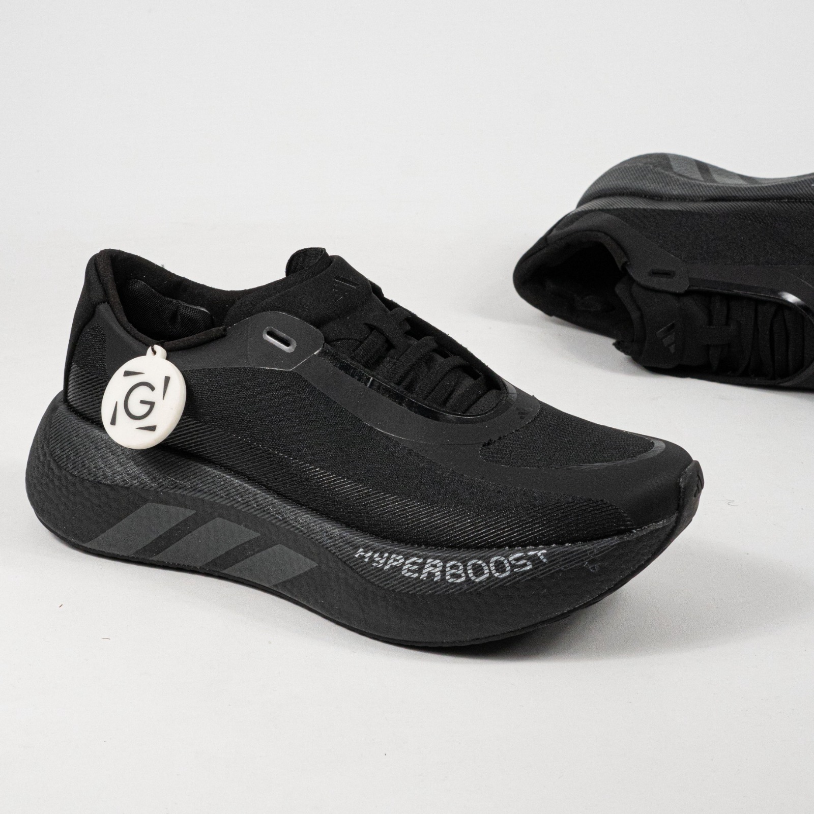 Sepatu Adidas Hyperboost Edge Core Black Carbon Running Sneakers Unisex Sepatu Lari Olahraga Gym Pria Wanita - Image 2