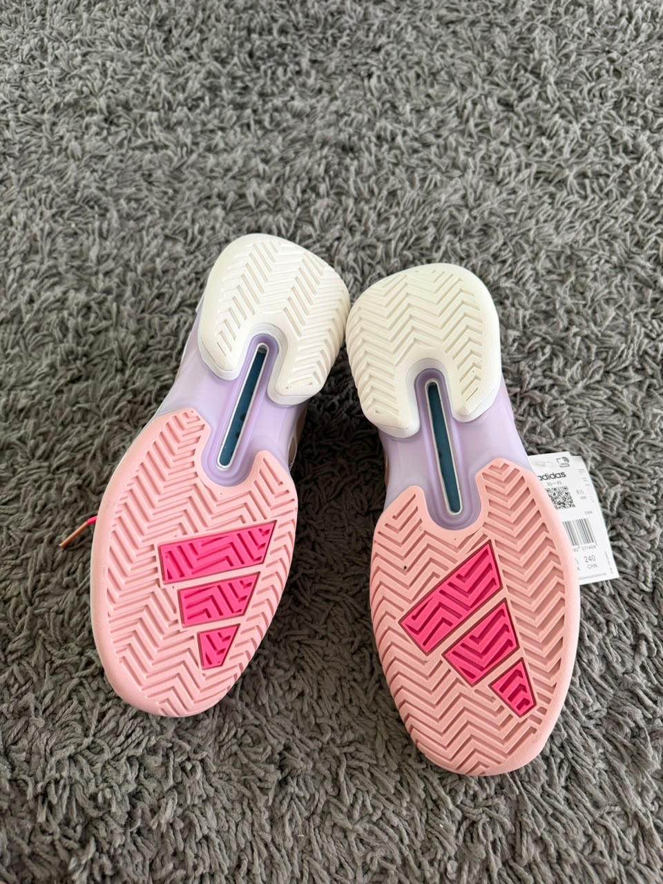 Sepatu Adidas Adizero Ubersonic 5 Cloud White Lucid Pink Casual Olahraga Outdoor Indoor Running Sneakers Authentic - Image 4